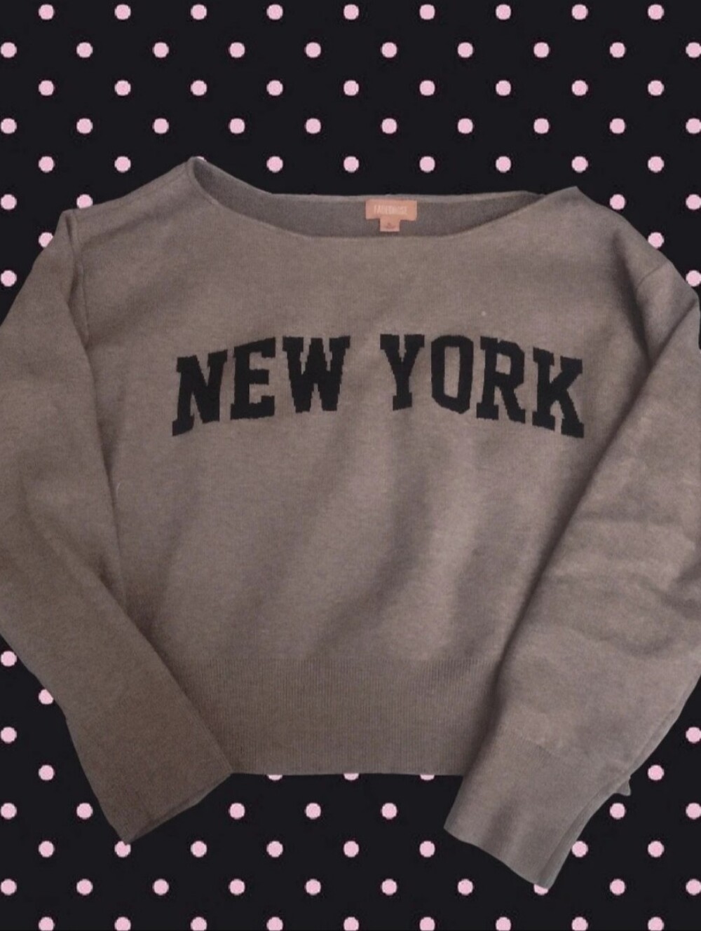 Off-the-Shoulder Gray "New York" Sweater - Unbranded